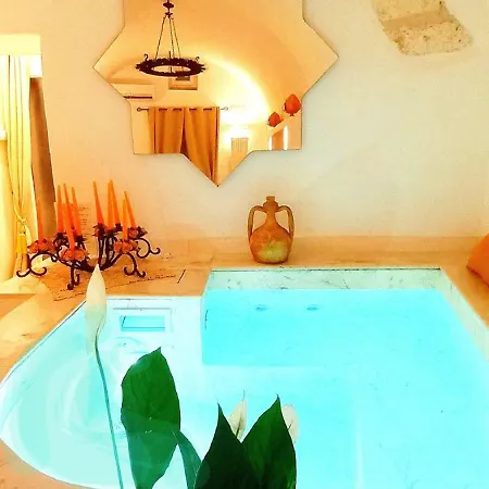 Stellaris Suite Con Jacuzzi Idromassaggio E Incantevole Vista Mare Ostuni Exterior foto